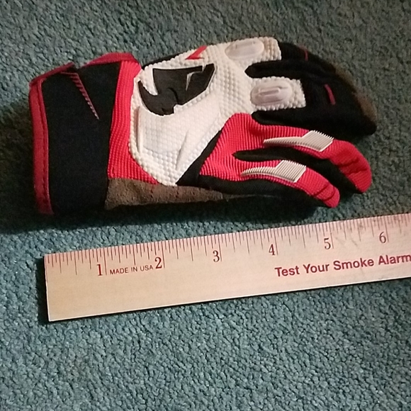 Youth Thor MX gloves - Picture 6 of 7